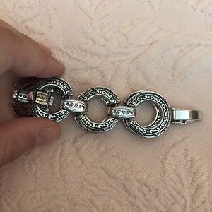 BRIGHTON SILVER ROUND HOOP BRACELET